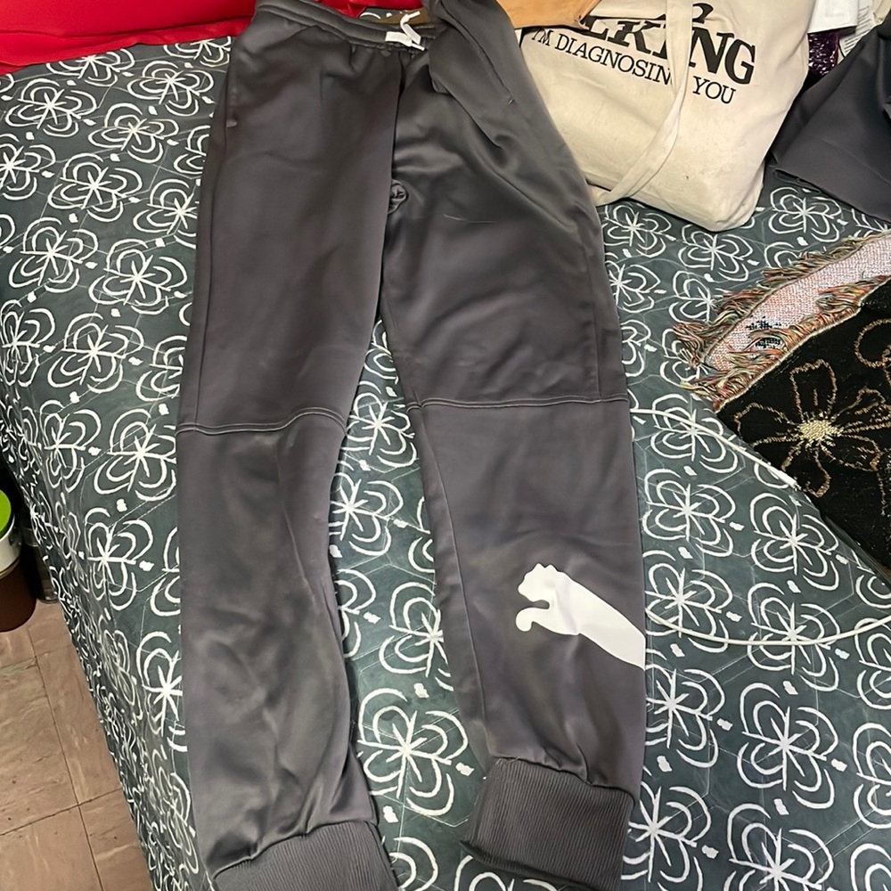 Puma boys grey joggers XL 18-20